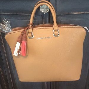 Adrienne Vittadini Hangbag